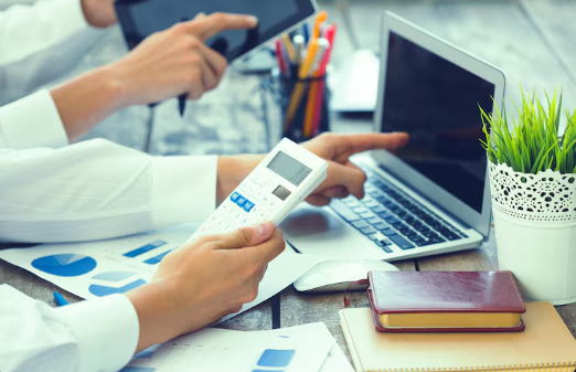 payroll service company