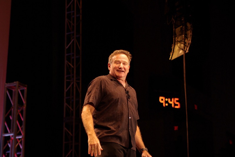 Happy-and-Smily-Robin-Williams